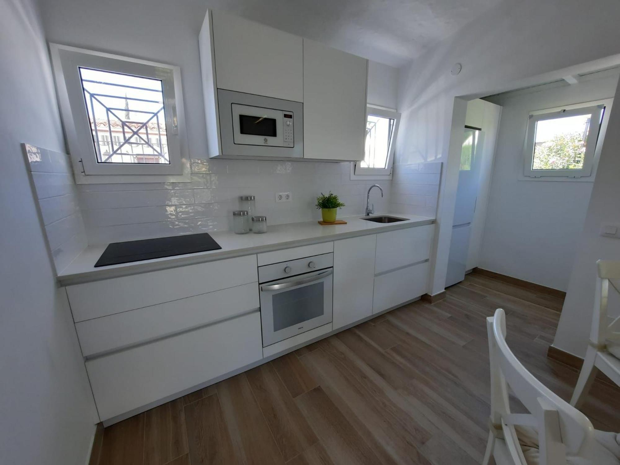 Relax With Parking Apartment